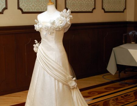 纏う・・・絹の織物を！