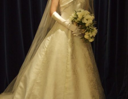 まさに・・・モナコ王妃グレースケリーのような気品です！