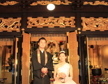 お寺で結婚式！