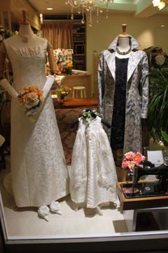 博多織ウェディングドレス＆大島紬のコート＆ベビードレス