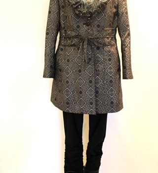 古い紬がこんなジャケットコートに！