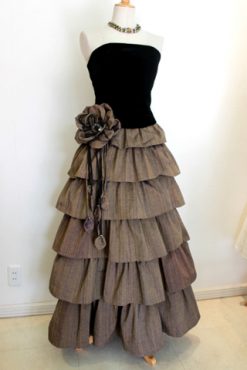 プレゼントの手織りの紬で作ったステージ衣装！