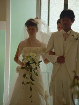 海外ウェディングにもぴったりの博多織ウェディングドレス！！ＪＴＢのショーにも出ました！！