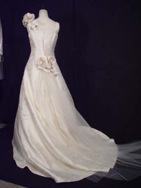 みつえさんのドレス！ライトアップすると宝石みたいです！