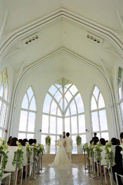 グァムでの結婚式！・・・・白い教会で、夢のよう！！