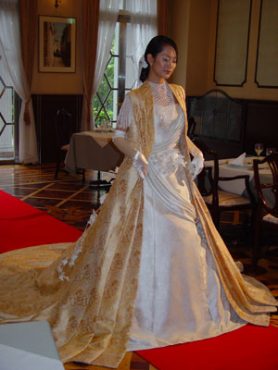 博多織ウェディングドレス物語・・・４話・・・・です！！