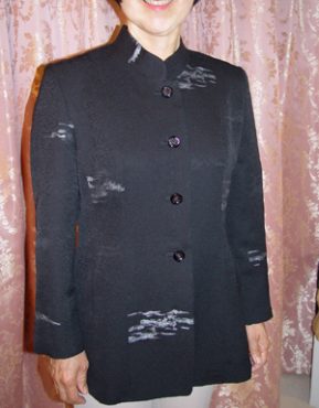 母から娘へ、そして孫へ・・・生き返った「黒羽織」