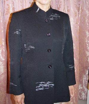 母から娘へ、そして孫へ・・・生き返った「黒羽織」