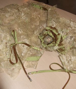 ゴールドのレースボレロ＆コサージュ★☆★