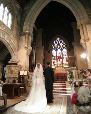 日本の花嫁・・・白無垢のウェディングドレスを纏う！