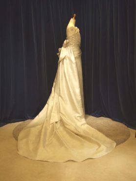 美しい完璧なシルエット＆縫製力