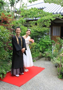 お寺で結婚式の前撮り！