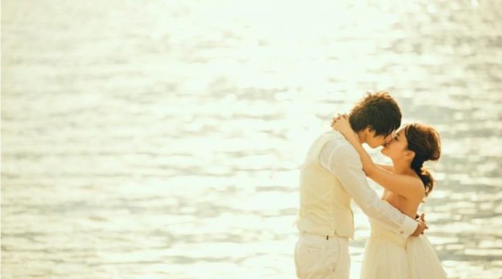 こんな海辺の結婚式もいい！