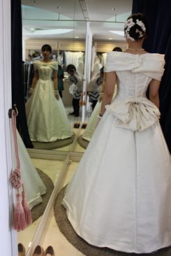 桜のドレスの仮縫い