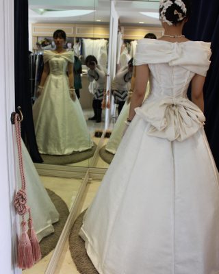 桜のドレスの仮縫い