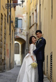 Firenzeで博多織ウェディングドレス＆タキシード