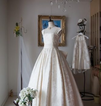 小さい頃からの夢のドレス？・・・・ママ！見て～（＾＾）