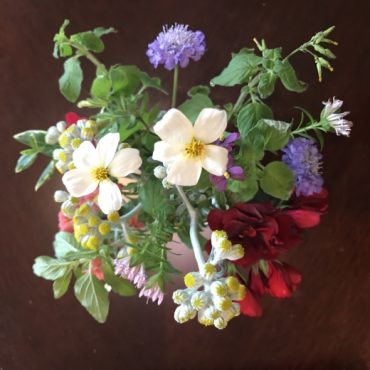 ブーケトス…新しい博多織オリジナルドレス生地の誕生です。