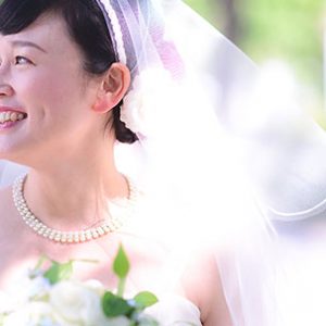 オードリーヘップバーンのような   カクテル丈のドレス