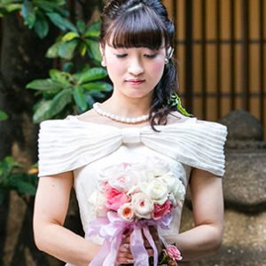 花嫁のコンプレックスを隠すデザイン～大きなリボン