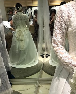 夢のウェディングドレスの二回目の仮縫い