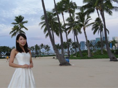 自分のウェディングドレスだから結婚式から披露宴、二次会もハネムーンも！