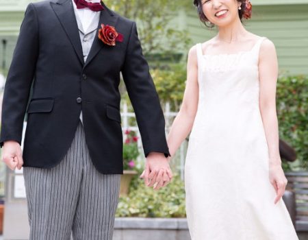 シンプルで上品な大人のウェディングドレス＆職人達が作り上げた披露宴