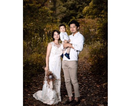 結婚2年目!家族3人の記念日に私のウェディングドレスを着て